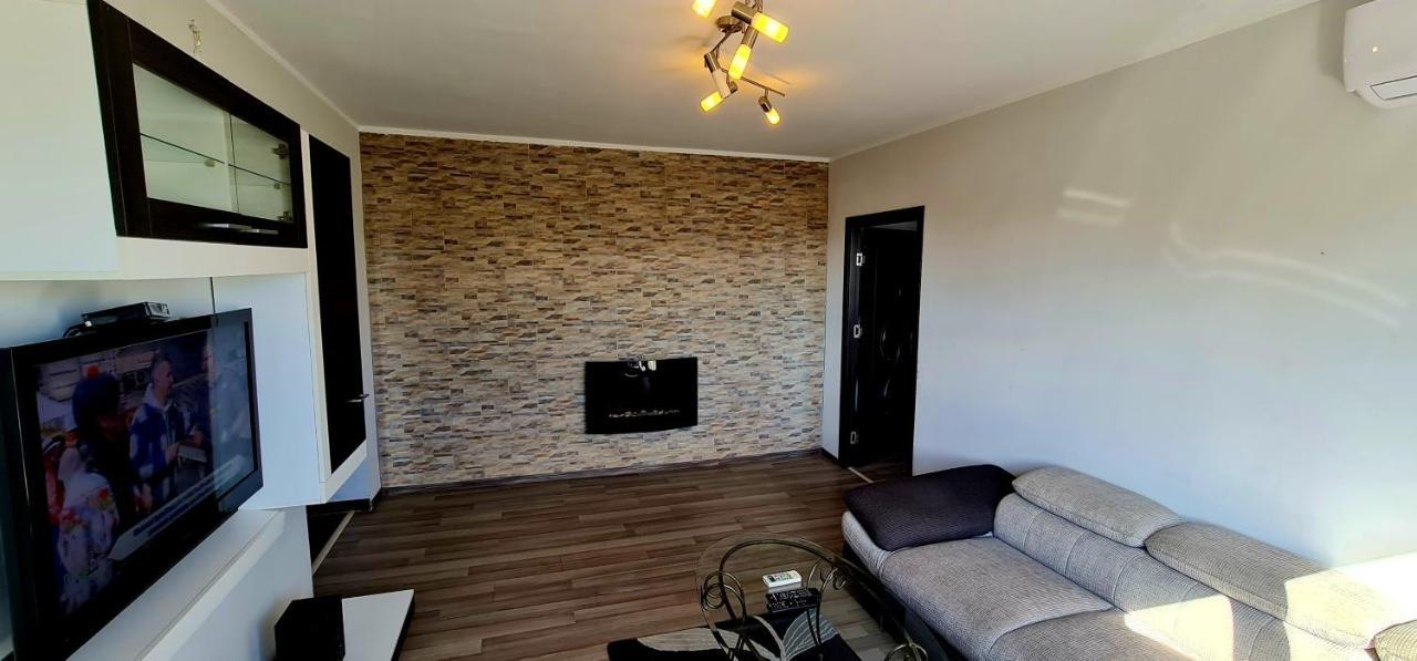 Ultracentral Apartments Bacău Exteriör bild